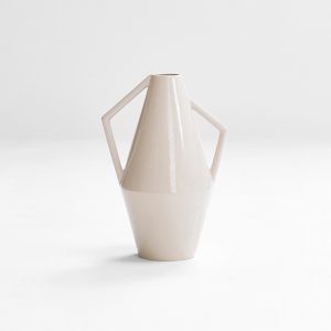 Collection heritagre de la Faïencerie de Charolles le vase mikado couleur dune brillant sera parfait pour votre intérieur